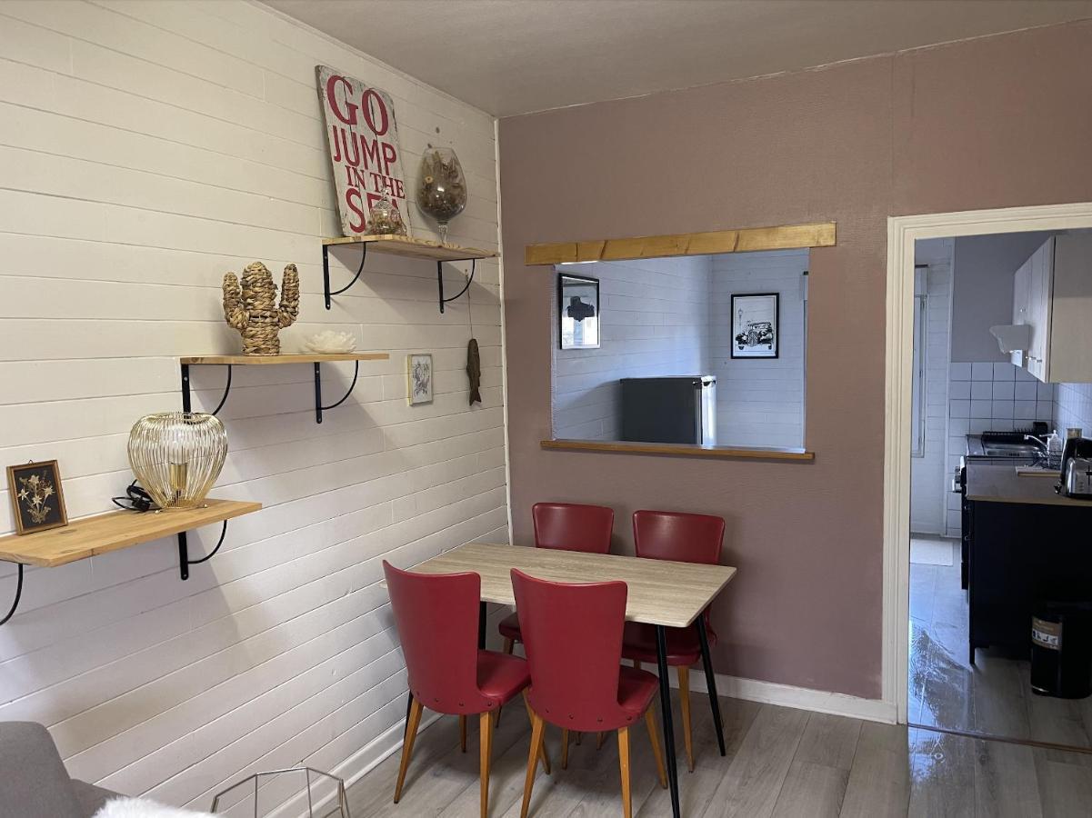 Appartement Au Centre De Dinard Esterno foto